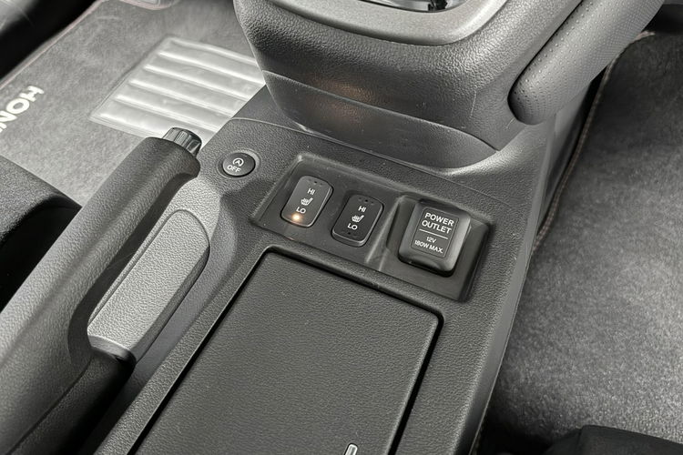 Honda CR-V 2.0i-VTEC 155KM Executive 4WD Navi Bi-Xenon Kamera Hak zdjęcie 34