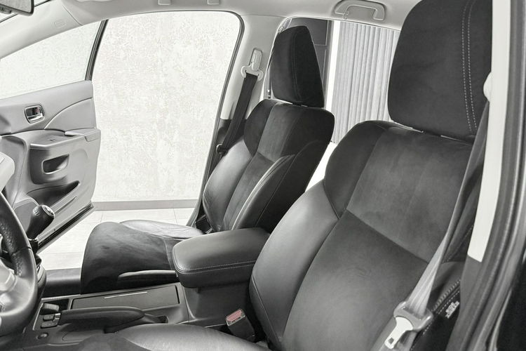 Honda CR-V 2.0i-VTEC 155KM Executive 4WD Navi Bi-Xenon Kamera Hak zdjęcie 46