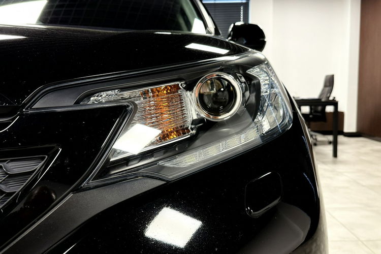Honda CR-V 2.0i-VTEC 155KM Executive 4WD Navi Bi-Xenon Kamera Hak zdjęcie 9