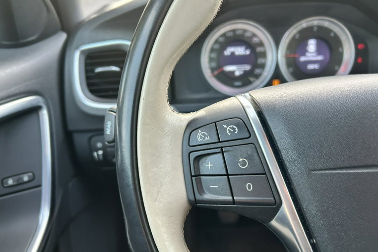 Volvo S60 zdjęcie 16