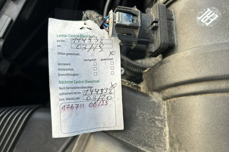 Volvo S60 zdjęcie 25