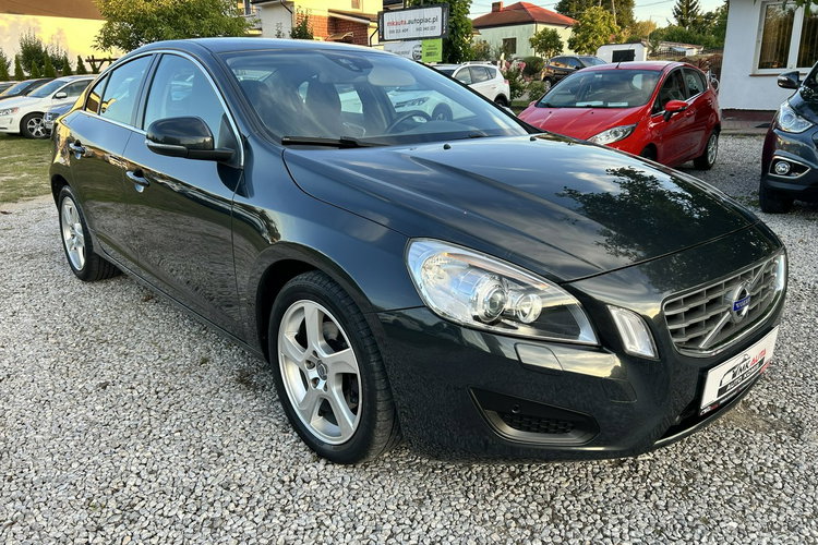 Volvo S60 zdjęcie 3