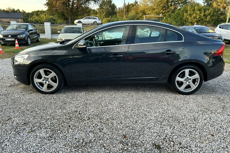 Volvo S60 zdjęcie 8