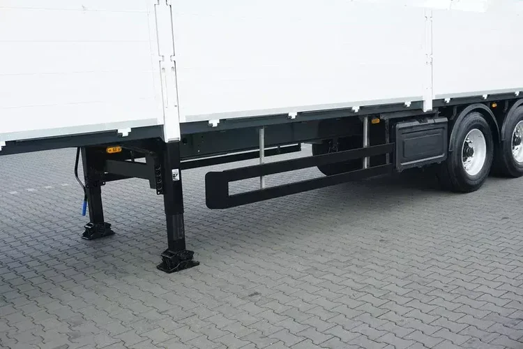 Schwarzmuller / BURTOWA / BUDOWLANA / OŚ PODNOSZONA zdjęcie 12