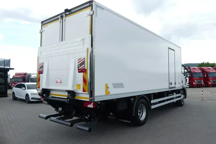 MAN TGM 15.290 / CHŁODNIA + WINDA / EURO 6 / IDEALNY STAN / zdjęcie 10
