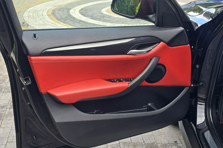 BMW X1 sDrive18i / 2.0 benzyna 150KM / Bezwypadkowa / Mały przebieg zdjęcie 8