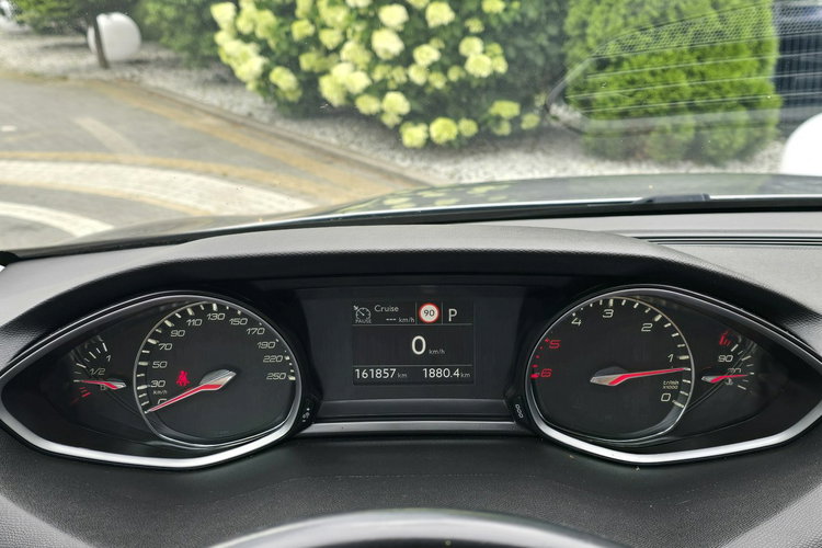 Peugeot 308 1.5 BlueHDi 130KM Nawigacja / I-właściciel / zdjęcie 10