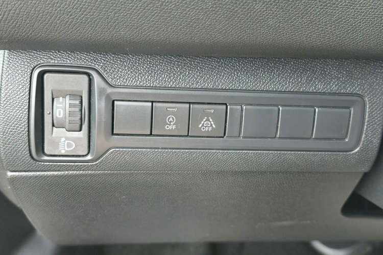 Peugeot 308 1.5 BlueHDi 130KM Nawigacja / I-właściciel / zdjęcie 15