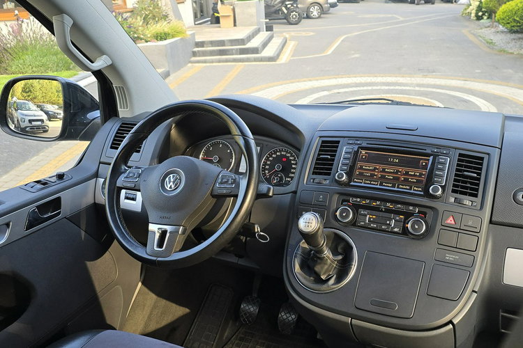 Volkswagen Multivan 2.0 TDi 180 KM / Zadbany zdjęcie 5