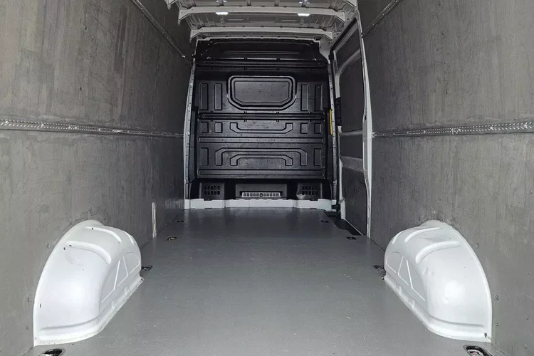 Volkswagen Crafter L3H2 84999zł NETTO 2.0 TDi/140KM zdjęcie 16