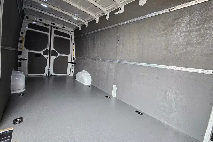 Volkswagen Crafter L3H2 84999zł NETTO 2.0 TDi/140KM zdjęcie 18