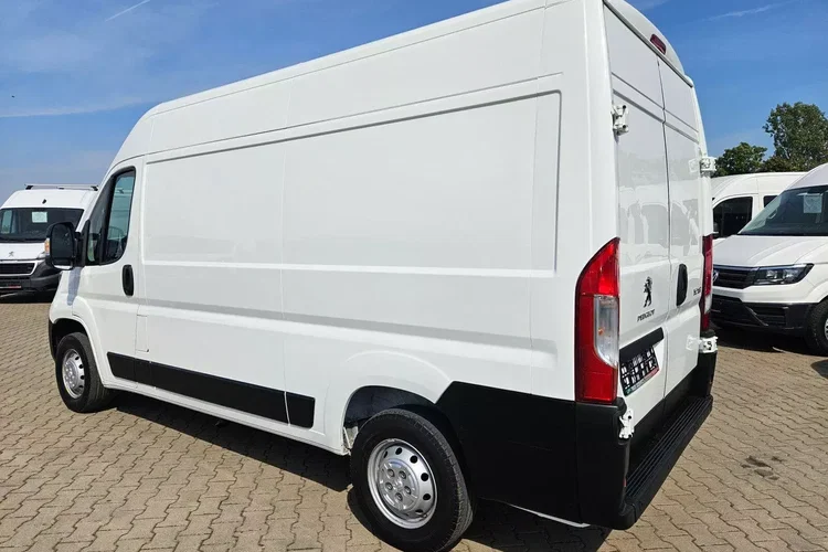 Peugeot boxer L2H2 55999zł NETTO 2.2 HDi/140KM zdjęcie 11