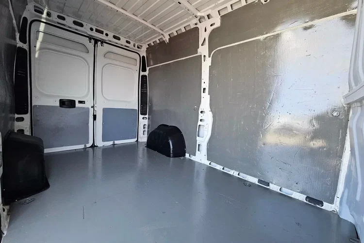 Peugeot boxer L2H2 55999zł NETTO 2.2 HDi/140KM zdjęcie 16