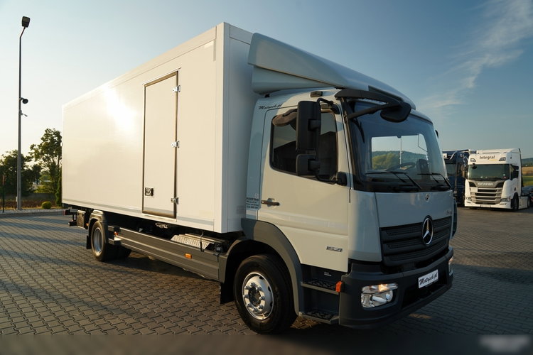 Mercedes ATEGO 1521 / IZOTERMA / KONTENER / WINDA BAR - 1500KG / POLSKA zdjęcie 2