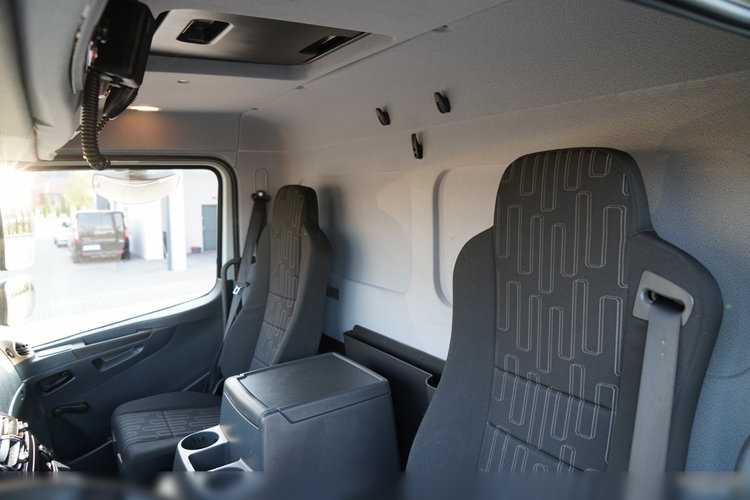 Mercedes ATEGO 1521 / IZOTERMA / KONTENER / WINDA BAR - 1500KG / POLSKA zdjęcie 30