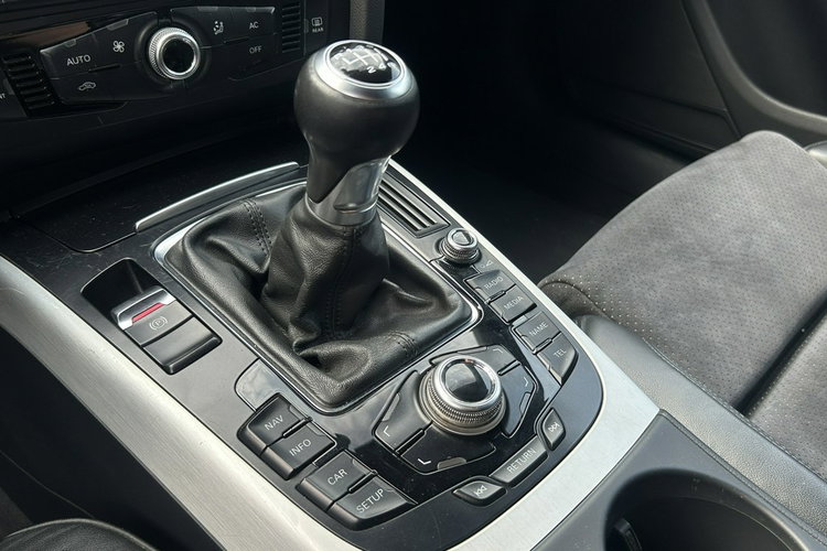 Audi A4 2.0 TDI Sedan Manual S-Line wew. - Biały zdjęcie 13