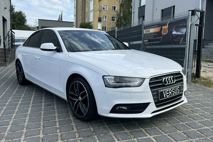 Audi A4 2.0 TDI Sedan Manual S-Line wew. - Biały zdjęcie 3