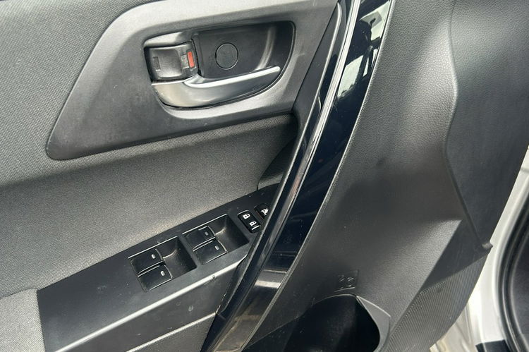 Toyota Auris 1.6 VVT-i Klimatronic automat Serwis ASO Salon PL zdjęcie 11