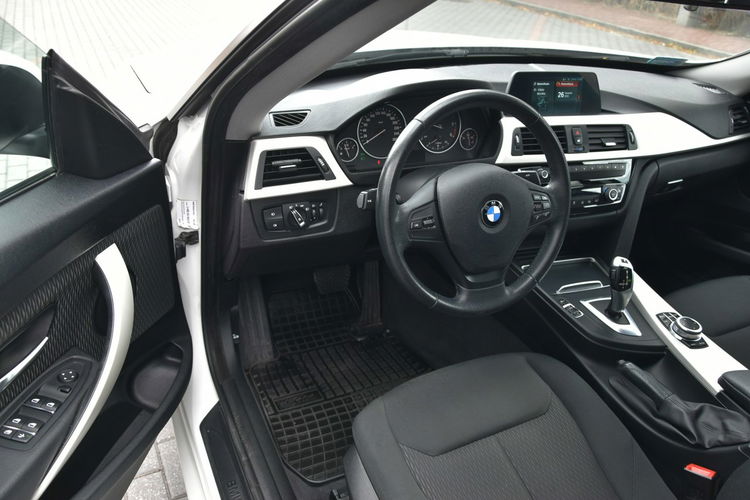 BMW 3GT 320d XDrive 190KM Automat 2018r. SALON FullLED NAVi POLECAM zdjęcie 18