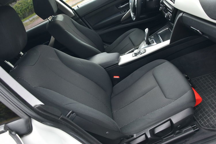 BMW 3GT 320d XDrive 190KM Automat 2018r. SALON FullLED NAVi POLECAM zdjęcie 30