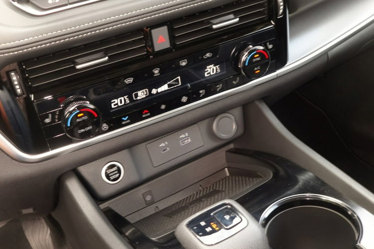 Nissan X-Trail Fabrycznie NOWY faktura VAT zdjęcie 11