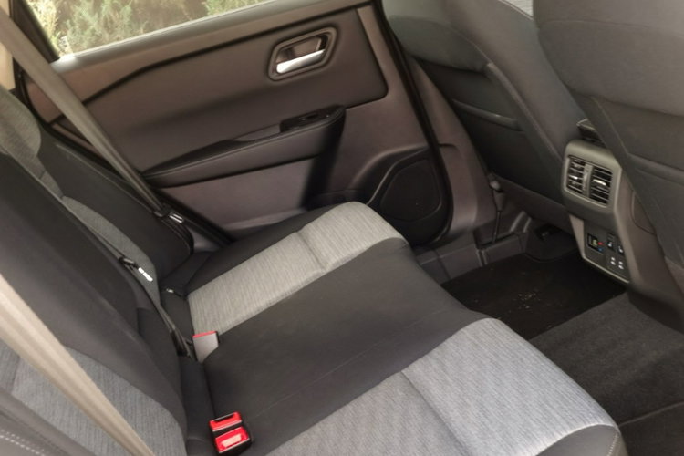 Nissan X-Trail Fabrycznie NOWY faktura VAT zdjęcie 31