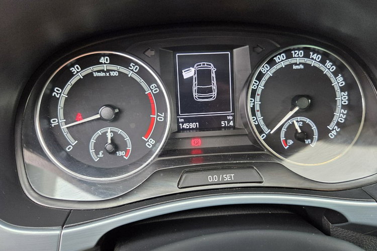 Skoda Fabia 1.0 MPI+LPG Salon Polska FV 23% Bezwypadkowy Bardzo ładny Stan zdjęcie 21