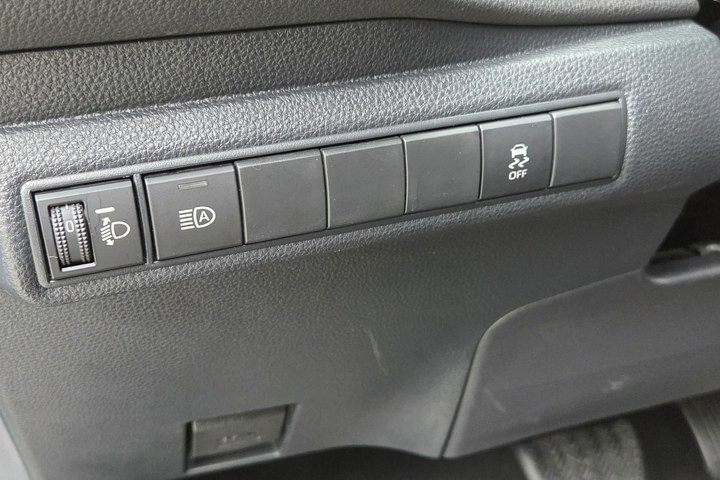 Toyota Corolla 1.8 HSD 122KM FV 23% 76 tyś km Ast. Pasa Kamera Grzane fotele zdjęcie 15