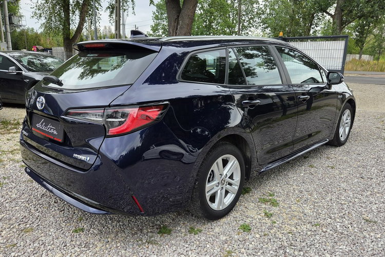 Toyota Corolla 1.8 HSD 122KM FV 23% 76 tyś km Ast. Pasa Kamera Grzane fotele zdjęcie 4