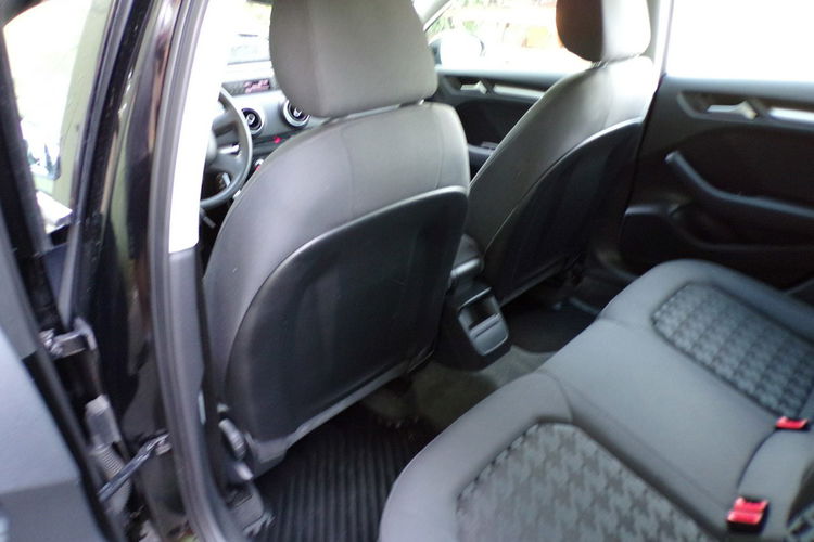 Audi A3 I Właść /Gwarancja /1.4 /122KM /2014 /EA 211 zdjęcie 26