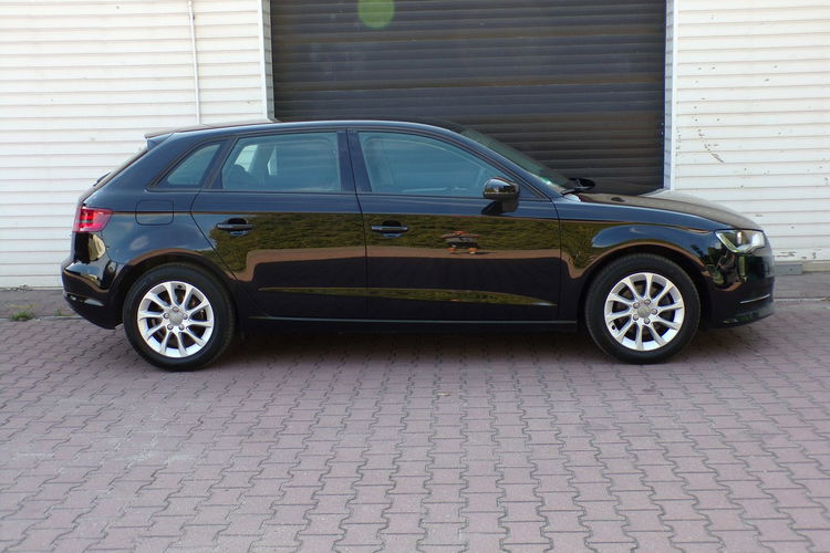 Audi A3 I Właść /Gwarancja /1.4 /122KM /2014 /EA 211 zdjęcie 3