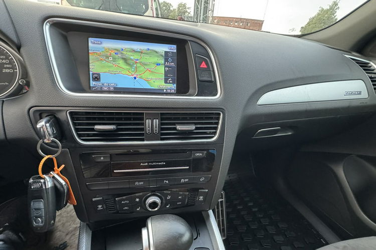 Audi Q5 2.0tdi quattro automat s-Line skóry ledy bi xenon serwis zamiana 1.r.g zdjęcie 18