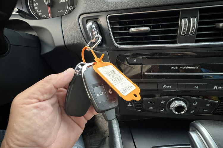 Audi Q5 2.0tdi quattro automat s-Line skóry ledy bi xenon serwis zamiana 1.r.g zdjęcie 19