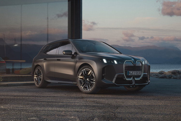 BMW iX M70 111.5kWh zdjęcie 2