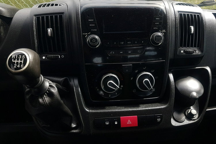 Fiat Ducato PAKA 4.91x2.20 SKRZYNIA ŁADUNKOWA 10EP KLIMA 6-BIEGÓW MANUAL KRAJOWY zdjęcie 10