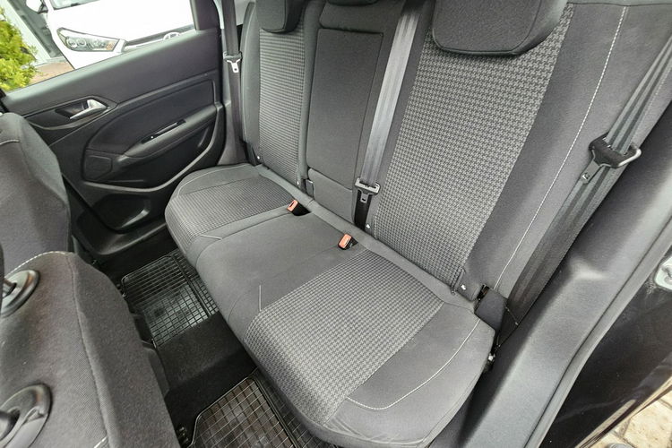 Peugeot 308 SW Model 2020 , nawigacja, czytanie znaków, kontrola pasa ruchu, led zdjęcie 14