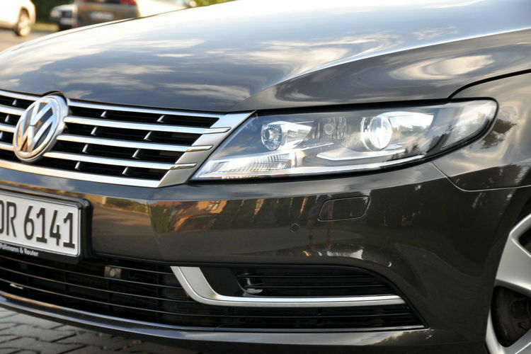 Volkswagen CC 2.0TDI(140KM) Bi-Xenon Duża Navi Welur 2xParktronik I Wł Alu17"ASO zdjęcie 12