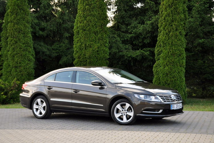 Volkswagen CC 2.0TDI(140KM) Bi-Xenon Duża Navi Welur 2xParktronik I Wł Alu17"ASO zdjęcie 4