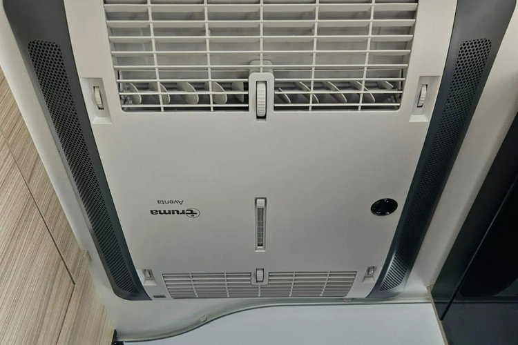 inny Adria Sunliving S 72 DL zdjęcie 13