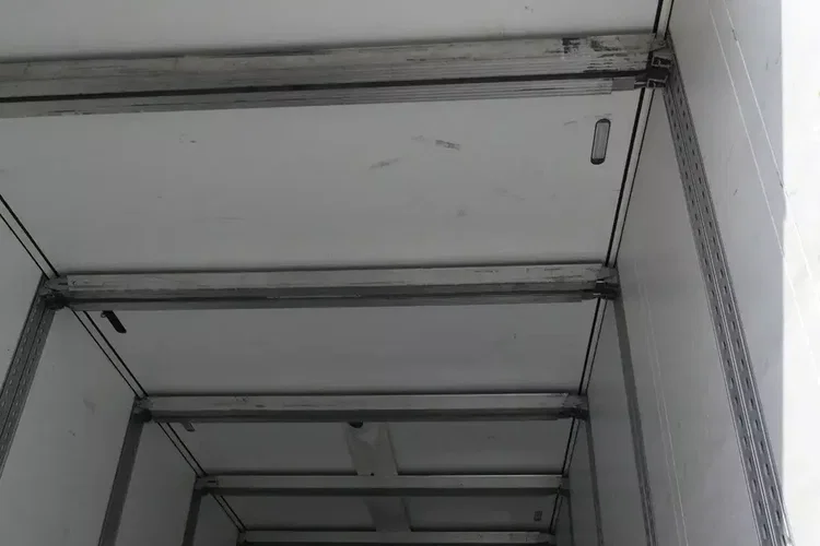 Schmitz CHŁODNIA / DOPPELSTOCK / OŚ PODNOSZONA / zdjęcie 15