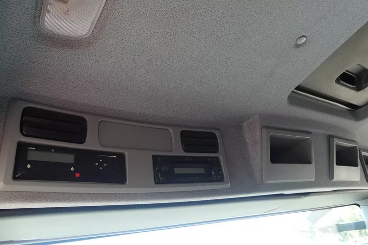 Mercedes ATEGO 1218 / KONTENER + WINDA / EURO 6 / AUTOMAT / zdjęcie 25