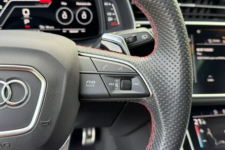 Audi rs-q8 zdjęcie 24