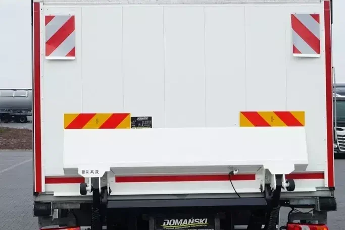 Mercedes ANTOS / 2535 / EURO 6 / CHŁODNIA + WINDA / 23 PALETY / OŚ SKRĘTNA zdjęcie 14