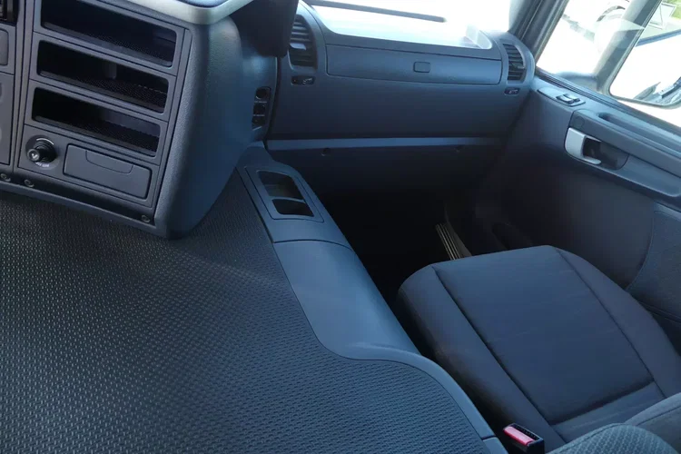 Scania P400 / 8x4 / WYWROTKA / HYDROBURTA / MANUAL / RETARDER / zdjęcie 26