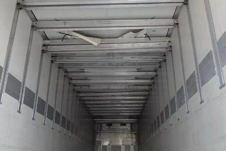 Krone CHŁODNIA / DOPPELSTOCK / OŚ PODNOSZONA / zdjęcie 14