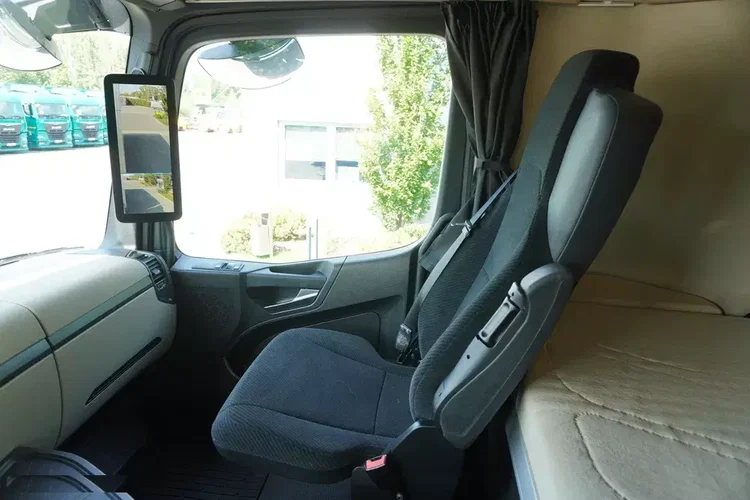 Mercedes Actros 2545 MP5 6x2 E6 / Chłodnia hakowa Kiesling / Carrier Supra 1250 zdjęcie 21