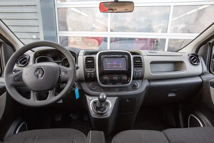 Renault Trafic 6-OSÓB BRYGADOWY L2H1 DŁUGI zdjęcie 10
