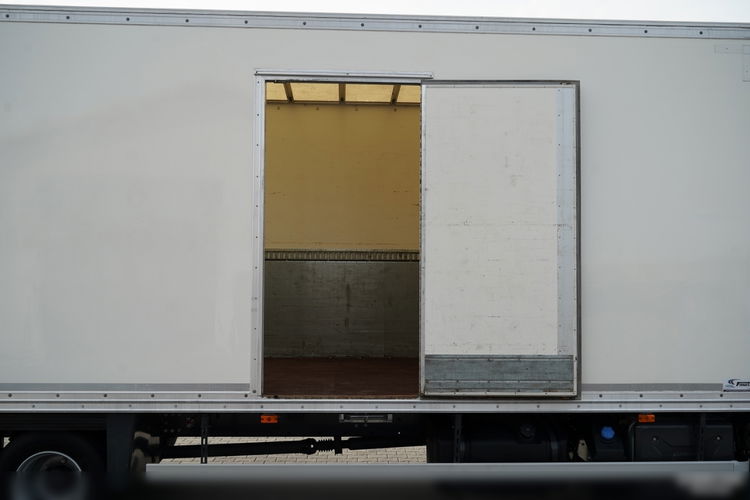 Renault D 210 / 4x2 / KONTENER / 7, 5M / WINDA DHOLLANDIA / EURO 6 zdjęcie 23