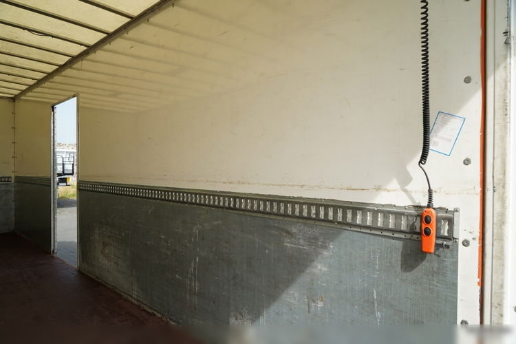 Renault D 210 / 4x2 / KONTENER / 7, 5M / WINDA DHOLLANDIA / EURO 6 zdjęcie 27