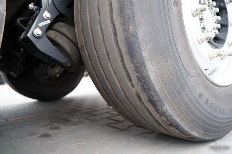 Krone FIRANKA / KOSZ NA PALETY / 2 OSIE PODNOSZONE / 2024 ROK / SPROWADZONA zdjęcie 24